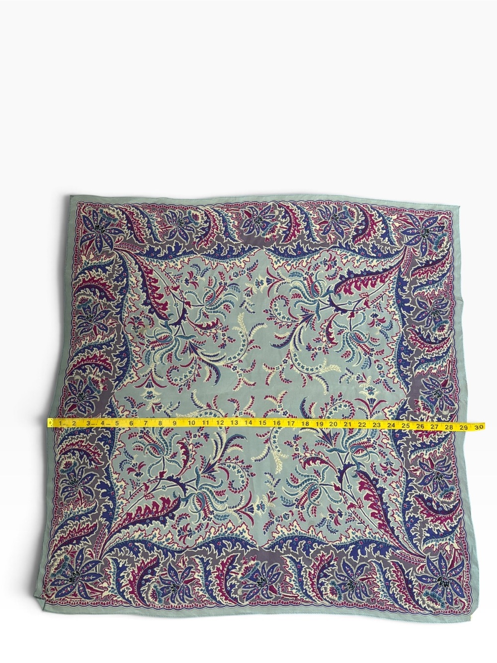 Vintage late 70s/80s Anne Klein for Vera Silk Scarf 31” – Made in Japan –Paisley - Picture 8 of 11